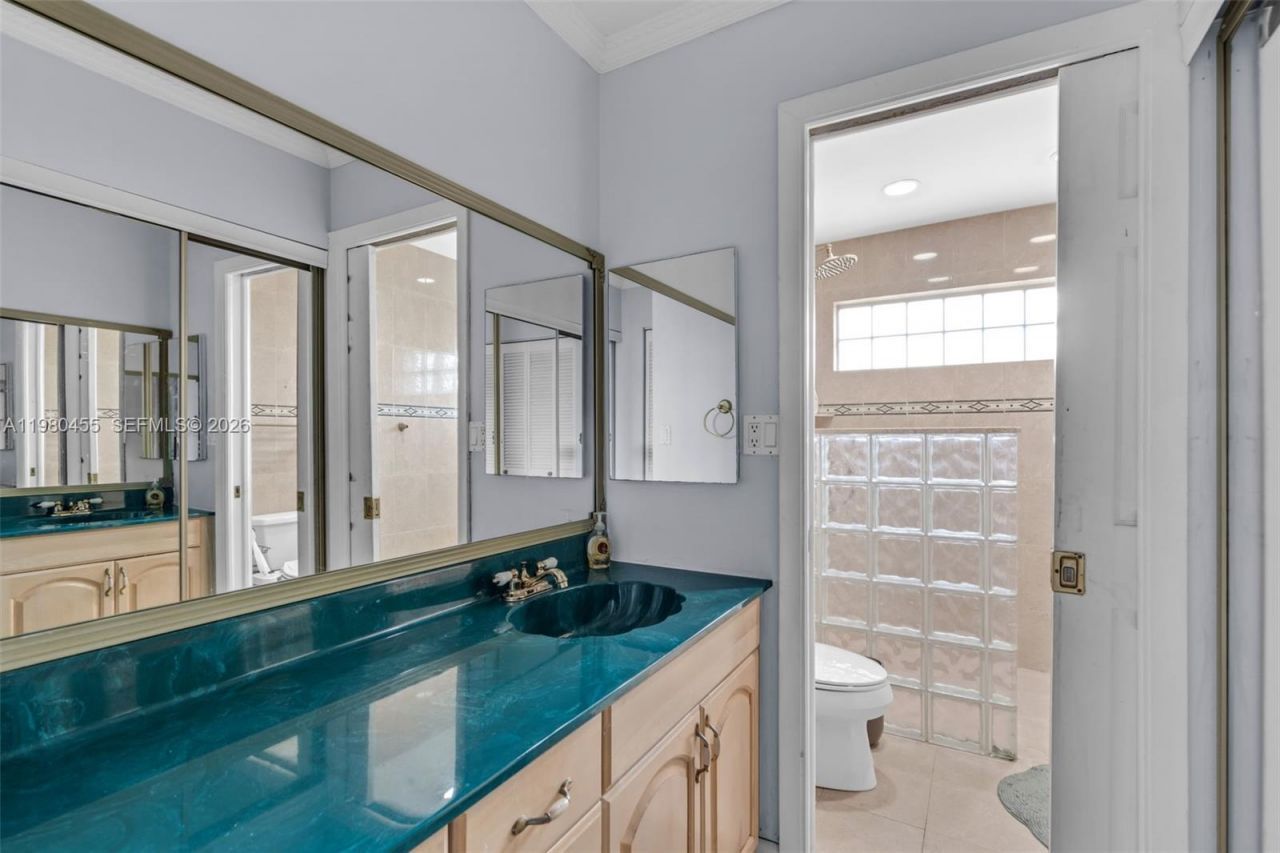 8650 NW 46th Ct, Lauderhill, FL 33351 Photo