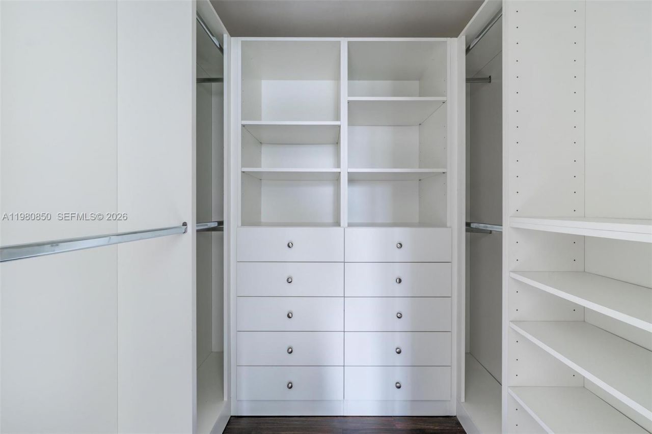 1046 Golden Cane Dr , Weston, FL 33327 Photo