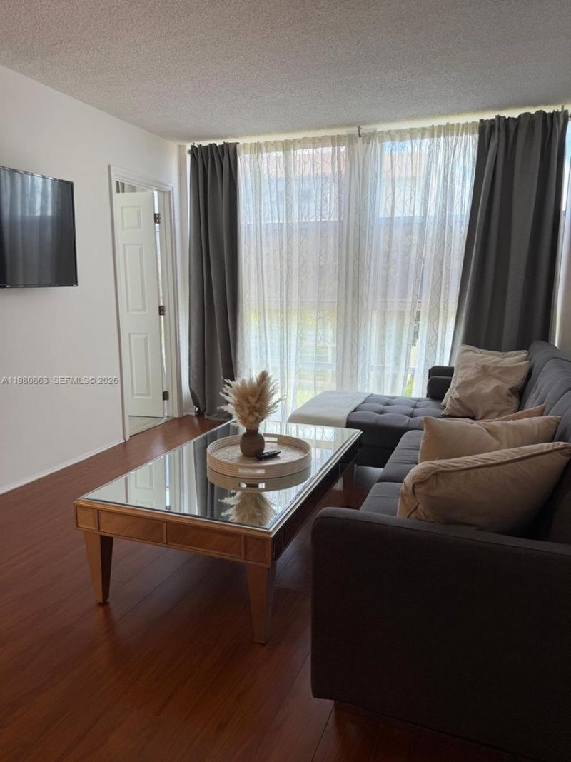 851 Three Islands Blvd, Unit 308, Hallandale Beach, FL 33009 Photo