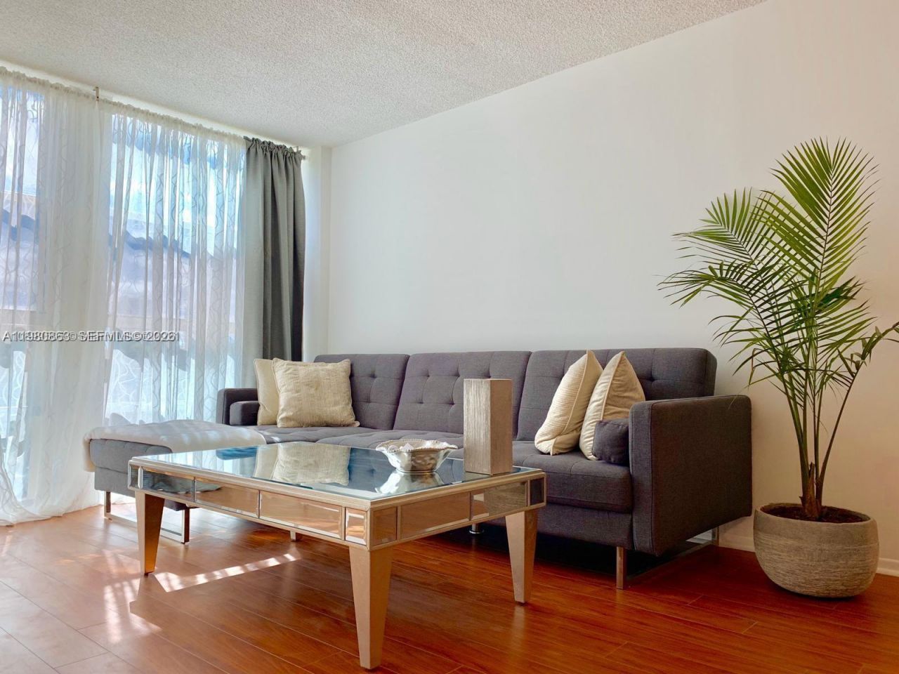 851 Three Islands Blvd, Unit 308, Hallandale Beach, FL 33009 Photo