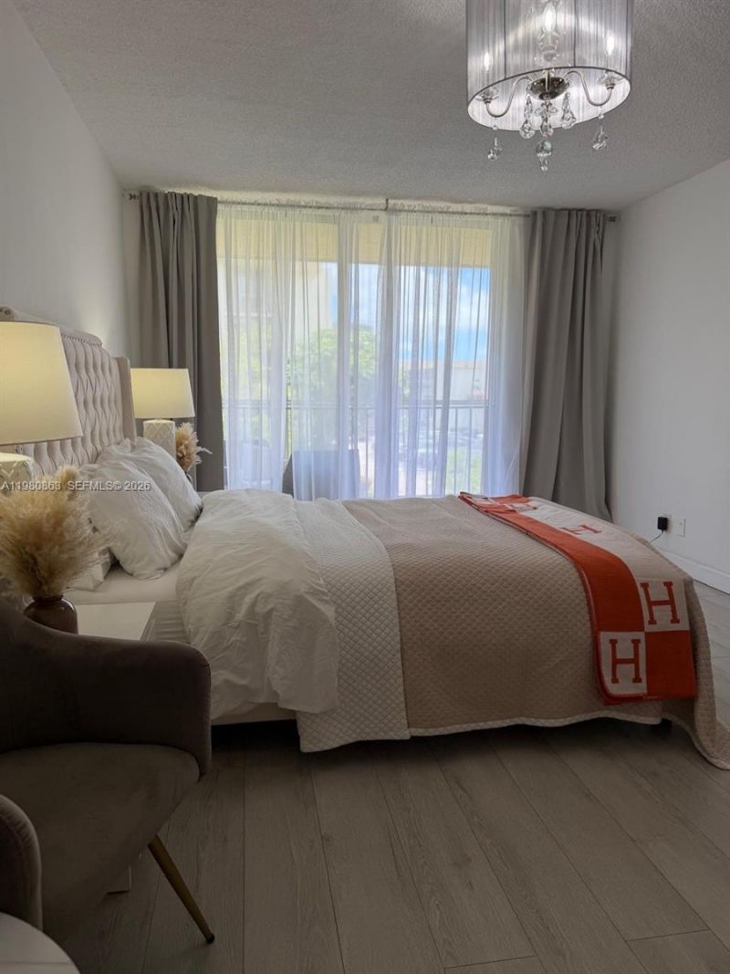 851 Three Islands Blvd, Unit 308, Hallandale Beach, FL 33009 Photo