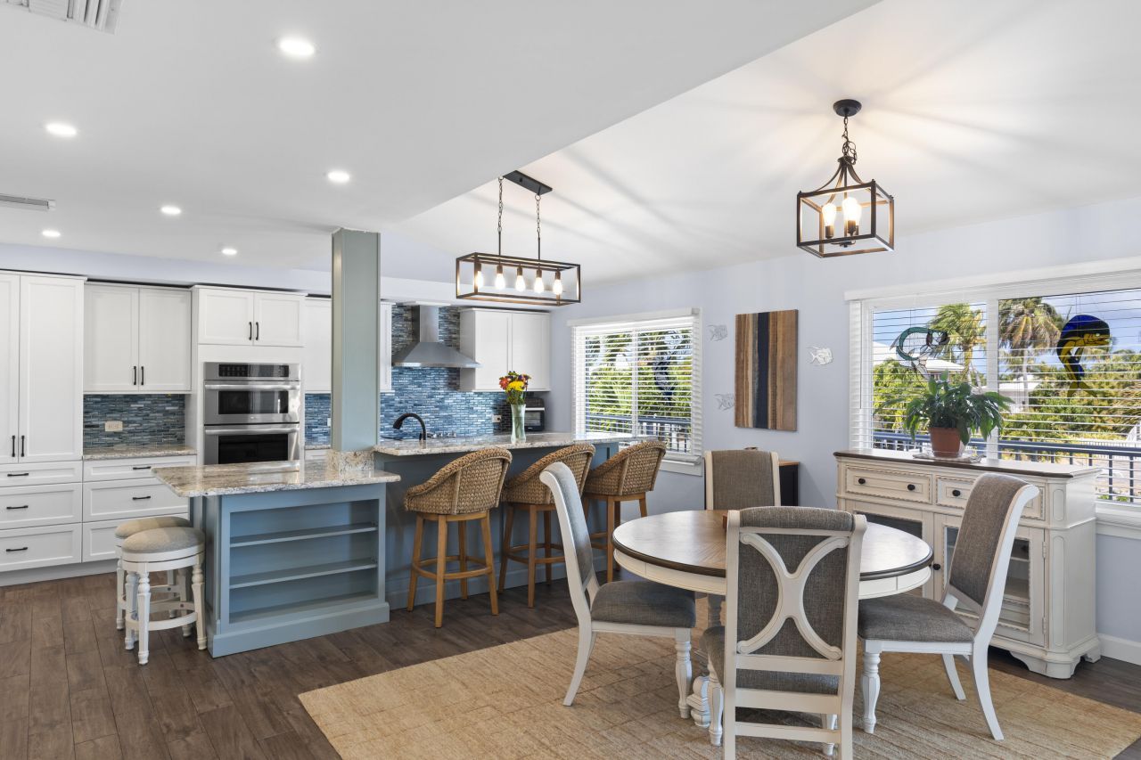 16823 E Point Drive, Sugarloaf, FL 33042 Photo