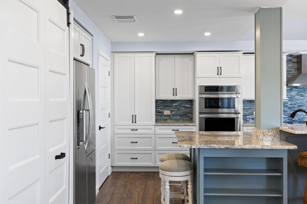 16823 E Point Drive, Sugarloaf, FL 33042 Photo