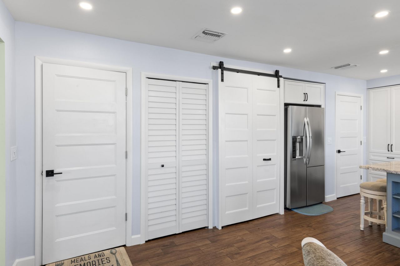 16823 E Point Drive, Sugarloaf, FL 33042 Photo