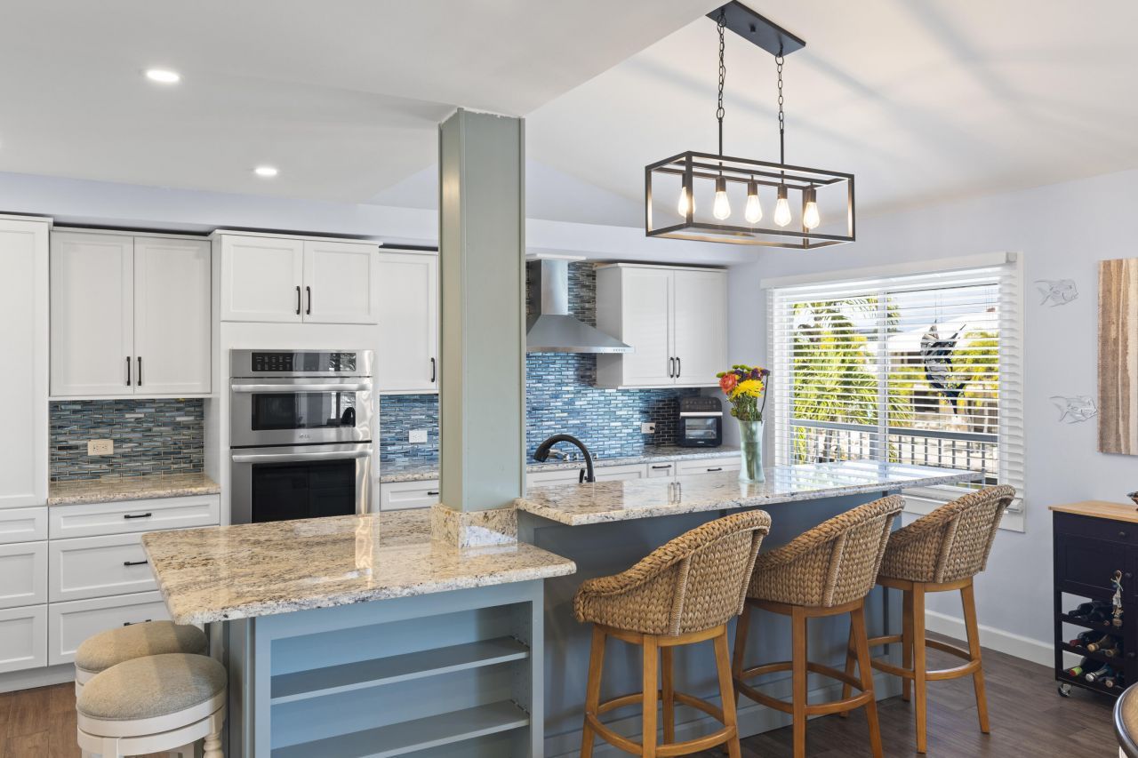 16823 E Point Drive, Sugarloaf, FL 33042 Photo