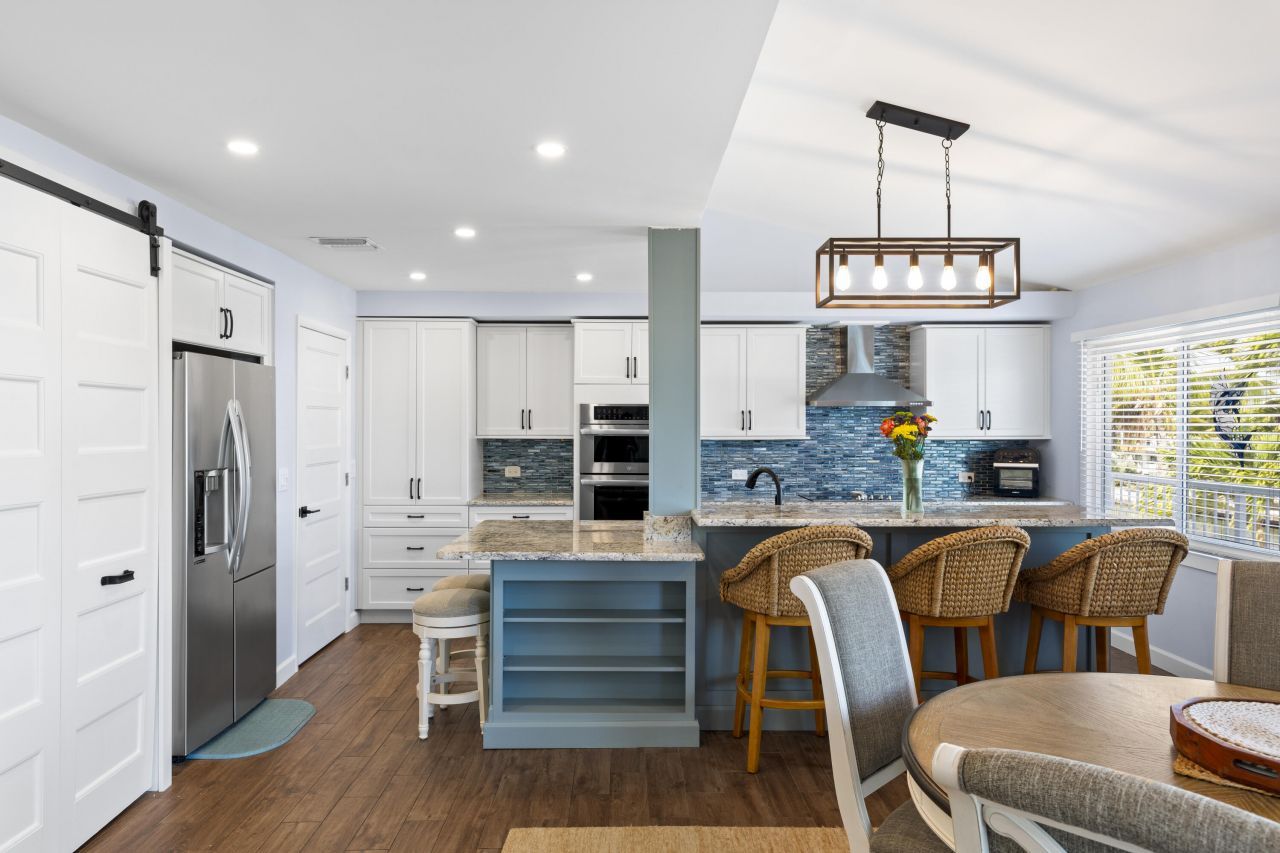 16823 E Point Drive, Sugarloaf, FL 33042 Photo