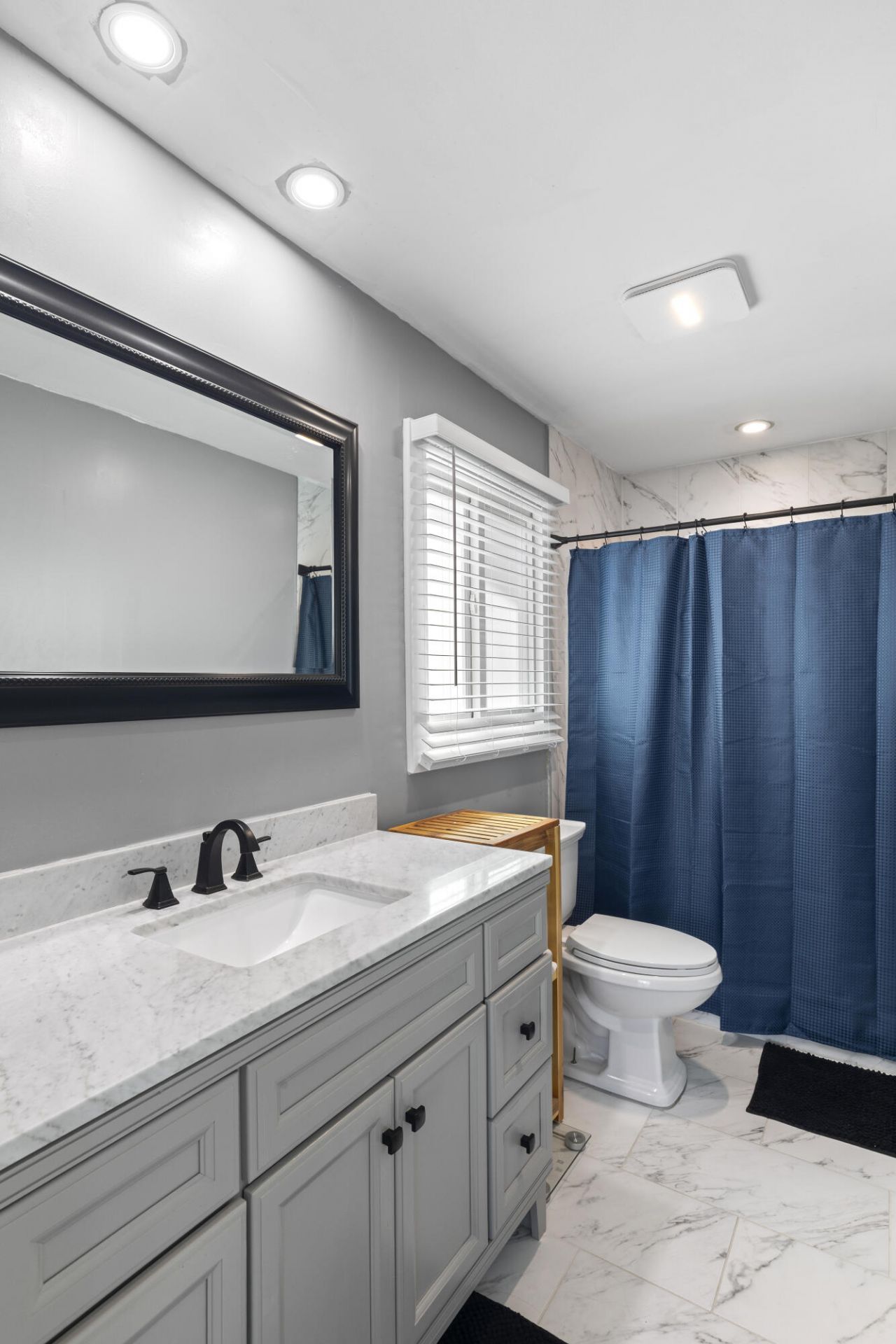 16823 E Point Drive, Sugarloaf, FL 33042 Photo