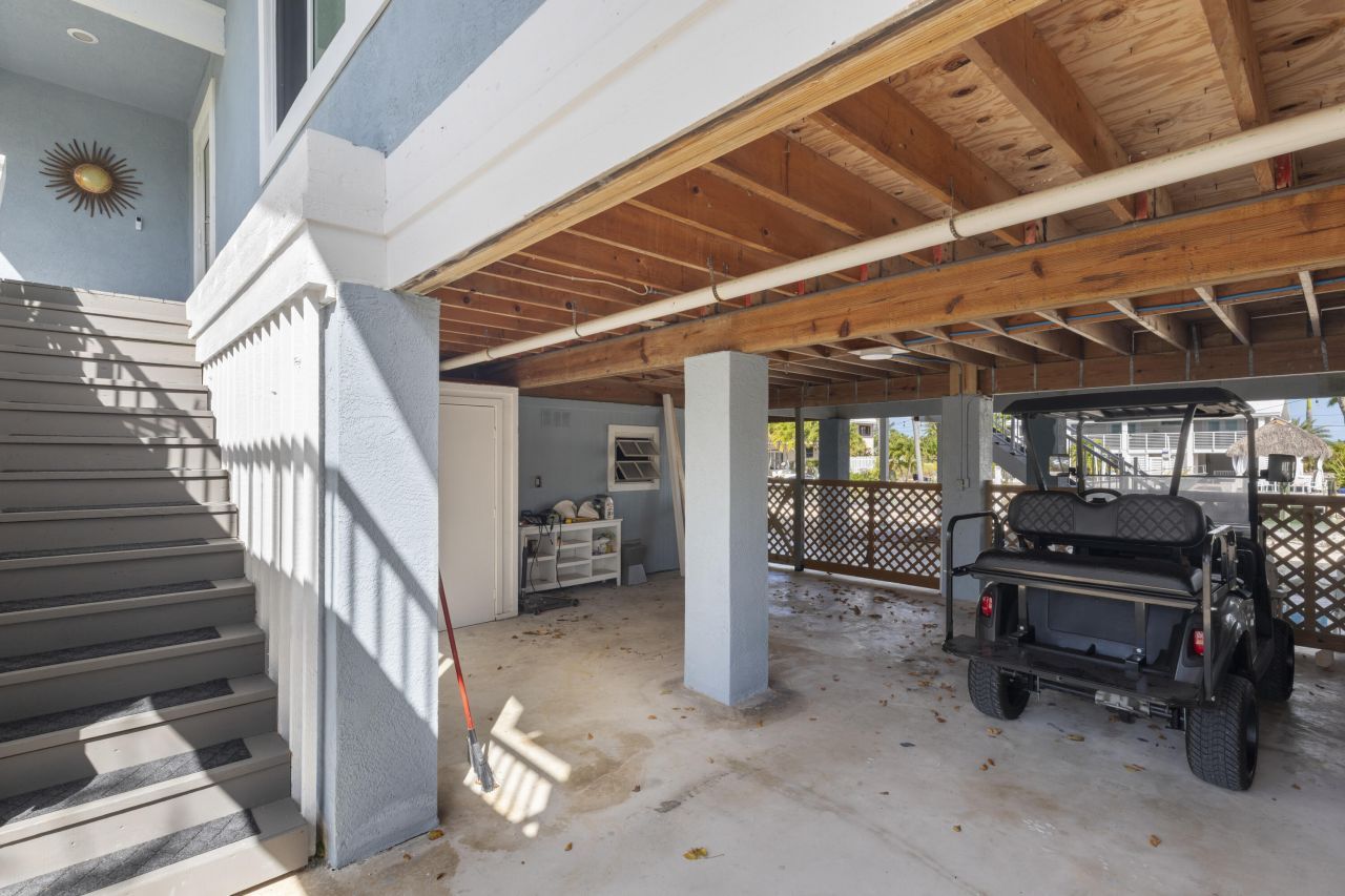 16823 E Point Drive, Sugarloaf, FL 33042 Photo