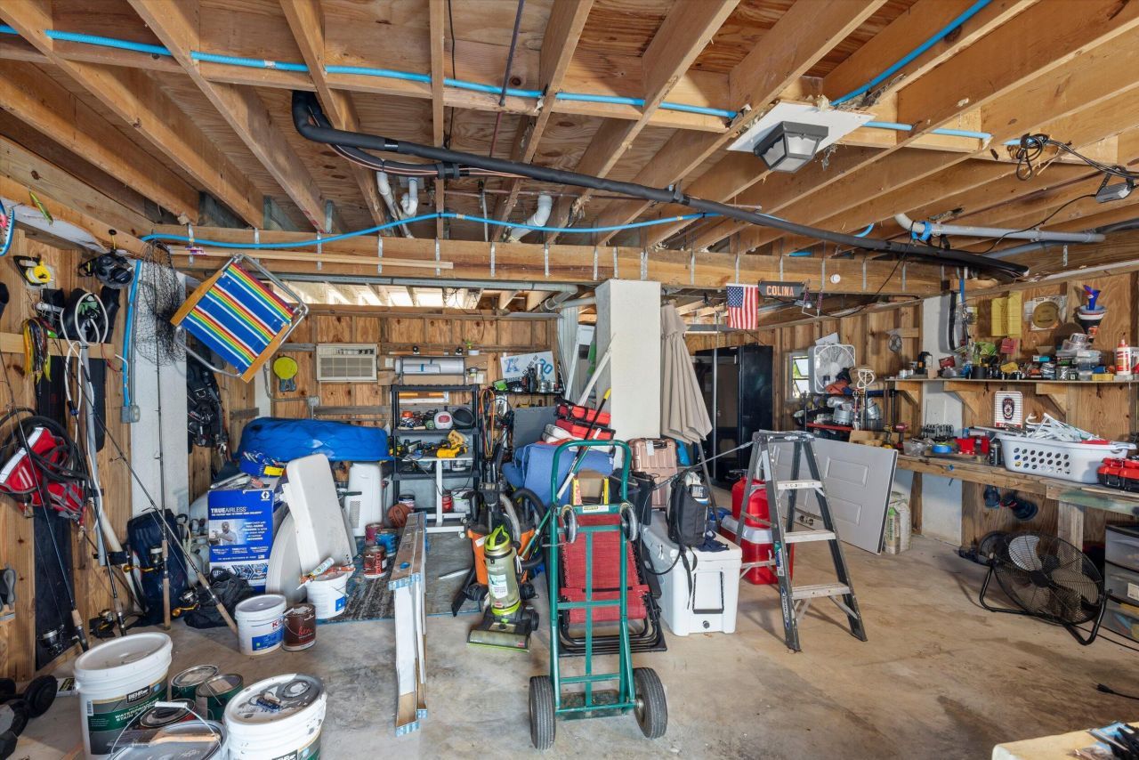 16823 E Point Drive, Sugarloaf, FL 33042 Photo