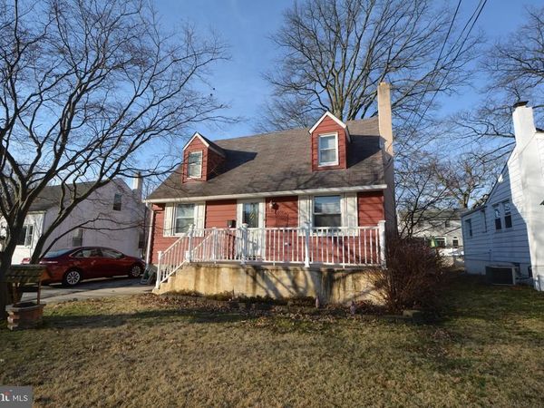 219 FERNWOOD AVENUE, FOLSOM, PA 19033