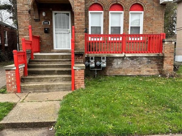 15081 Strathmoor Street, Detroit, MI 48227