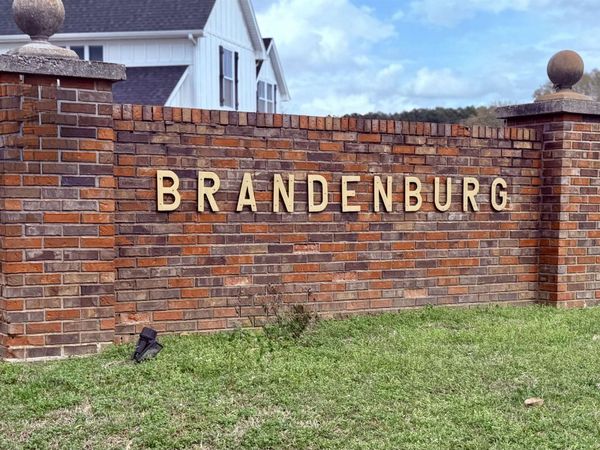 00 Brandenburg Dr, Florence, AL