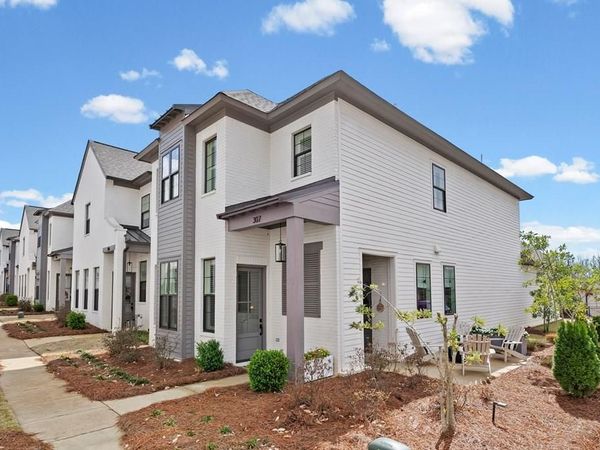 105 Farm View Dr #307, Oxford, MS 38655