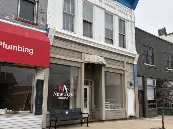 125 E Michigan Street, New Carlisle, IN 46552