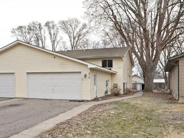 812 13th Street W, Hastings, MN 55033