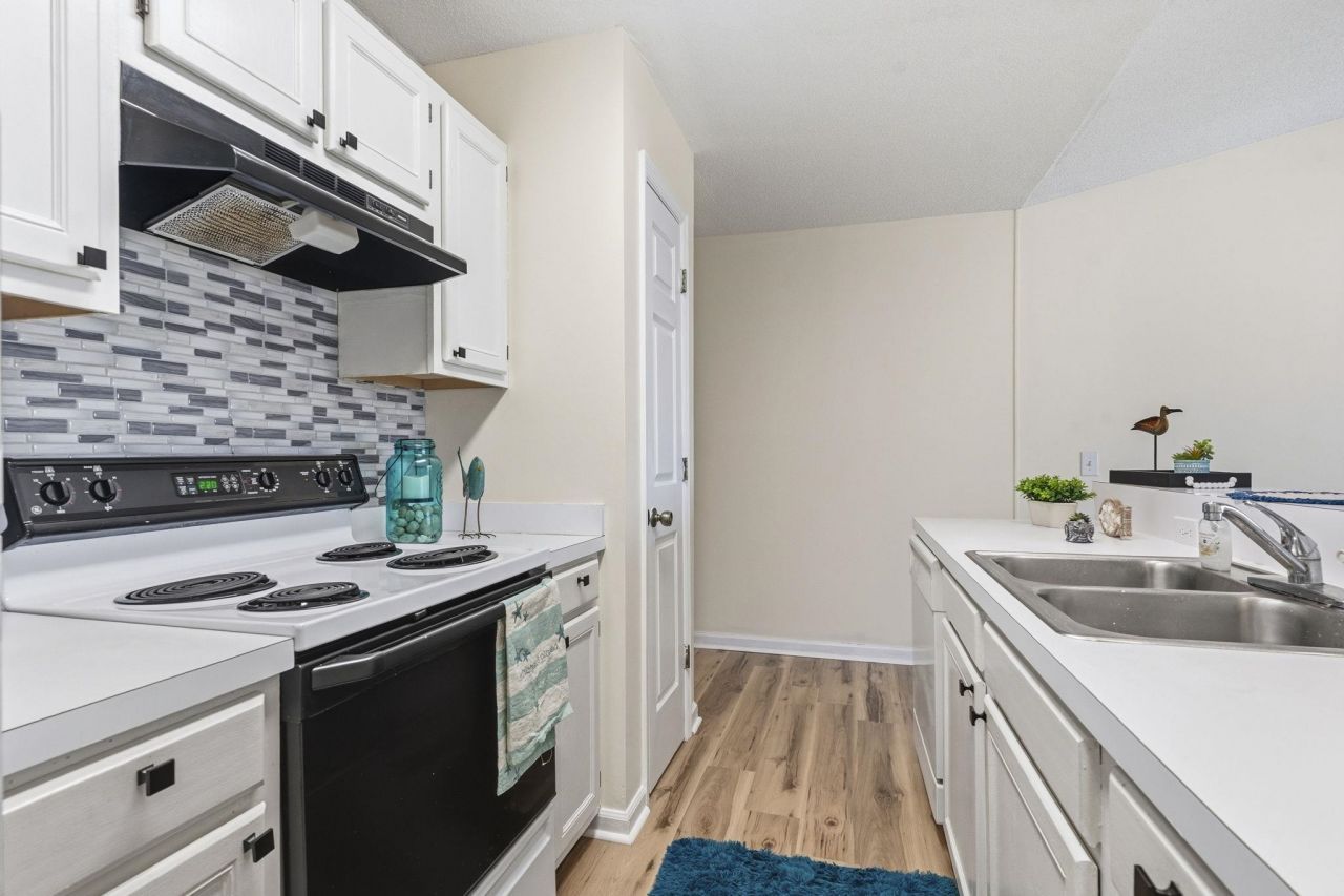 201 Landing Rd. Photo 14