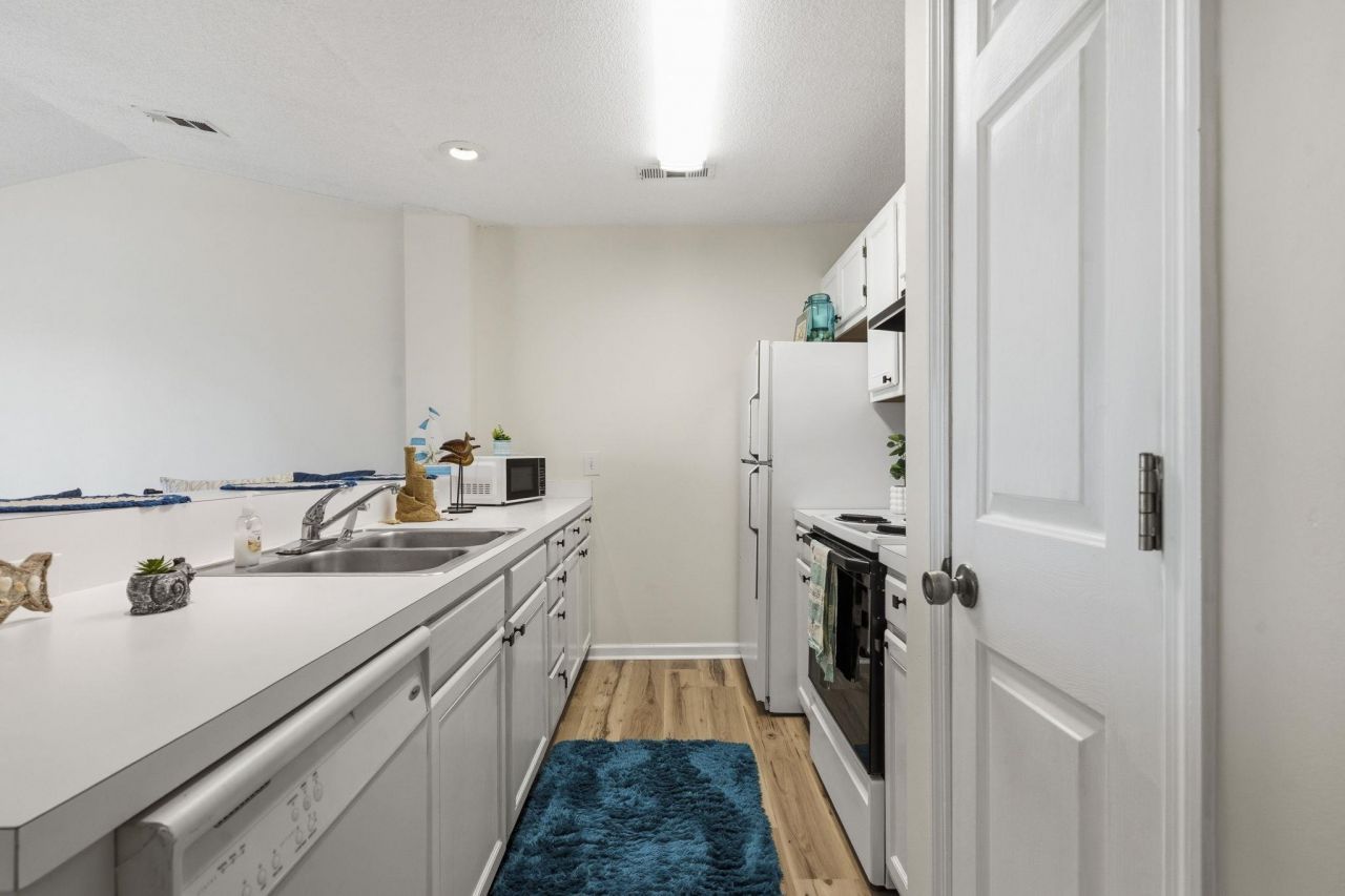 201 Landing Rd. Photo 18