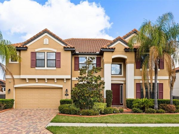 1831 VIA LAGO DRIVE , LAKELAND, FL 33810