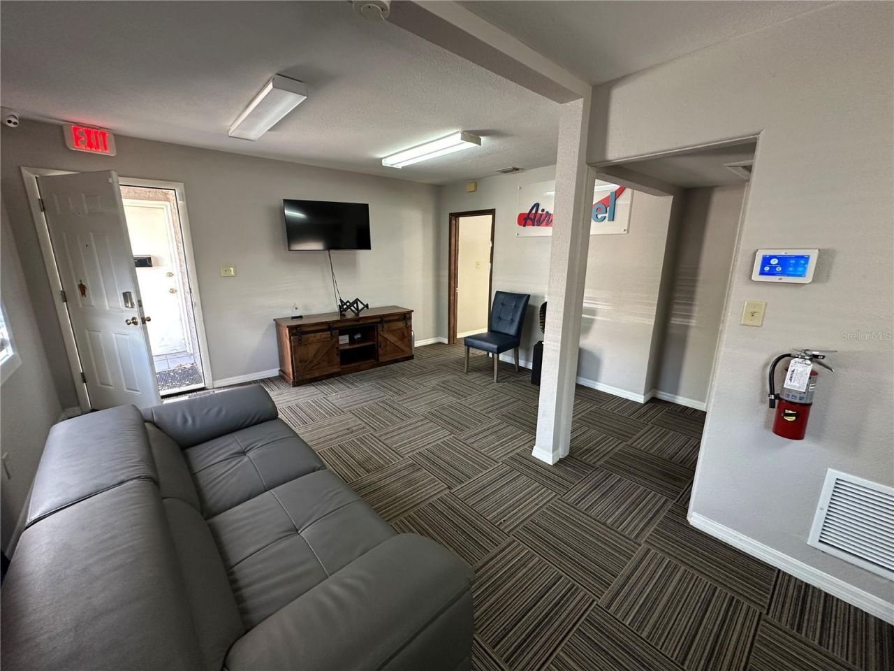 1020 N Pine Hills Road, Orlando, FL 32808 Photo