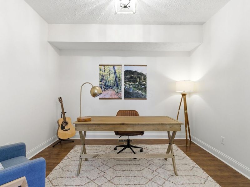 300 S Cypress Avenue, Columbus, OH 43223 Photo 16