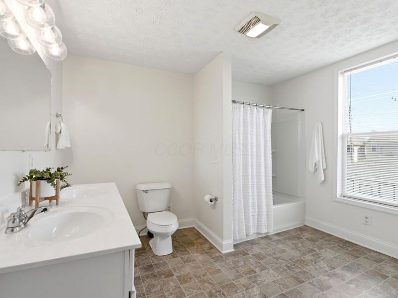 300 S Cypress Avenue, Columbus, OH 43223 Photo 29