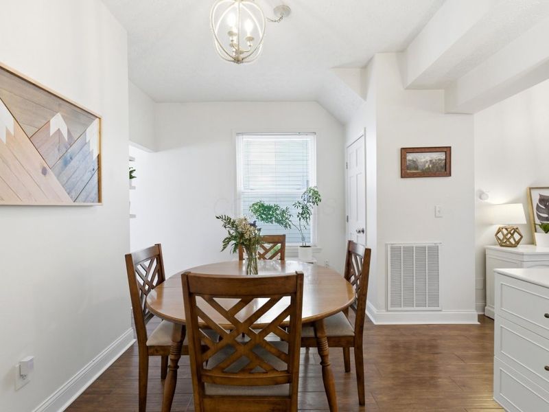 300 S Cypress Avenue, Columbus, OH 43223 Photo 9