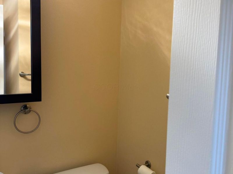 1743 Kermit Avenue , Columbus, OH 43207 Photo 11