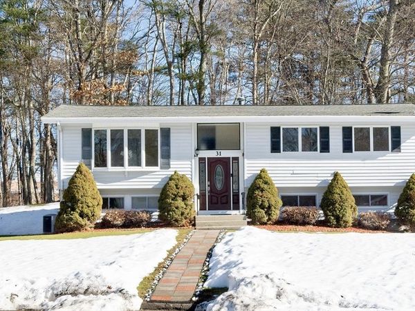 31 Spring Ln, Sharon, MA 02067