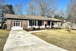 6 Duck Pond Court photo 4