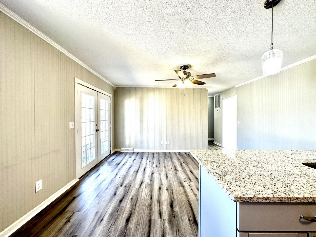 6 Duck Pond Court Photo 7