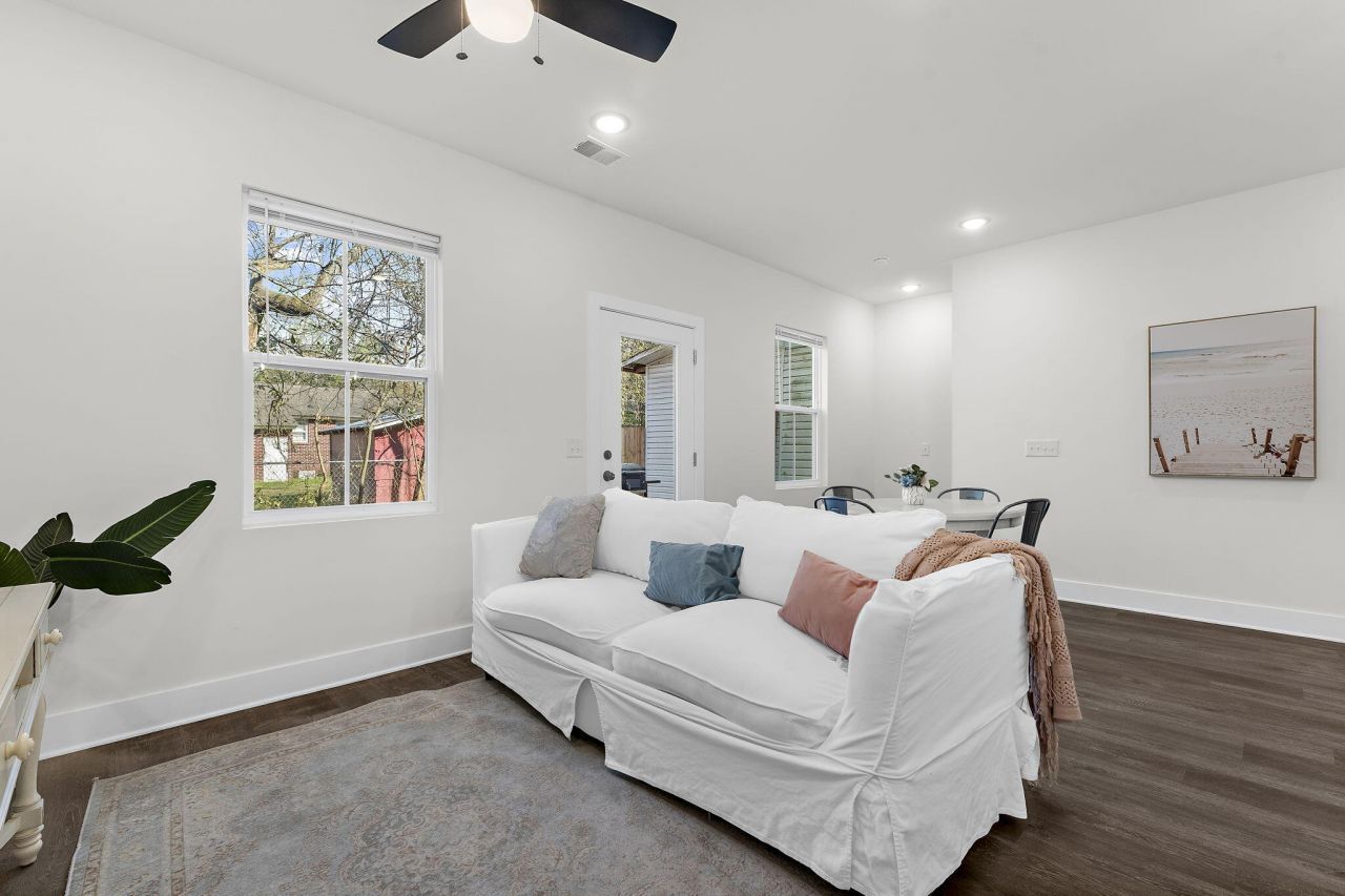 5742 Salvo Street Photo 13