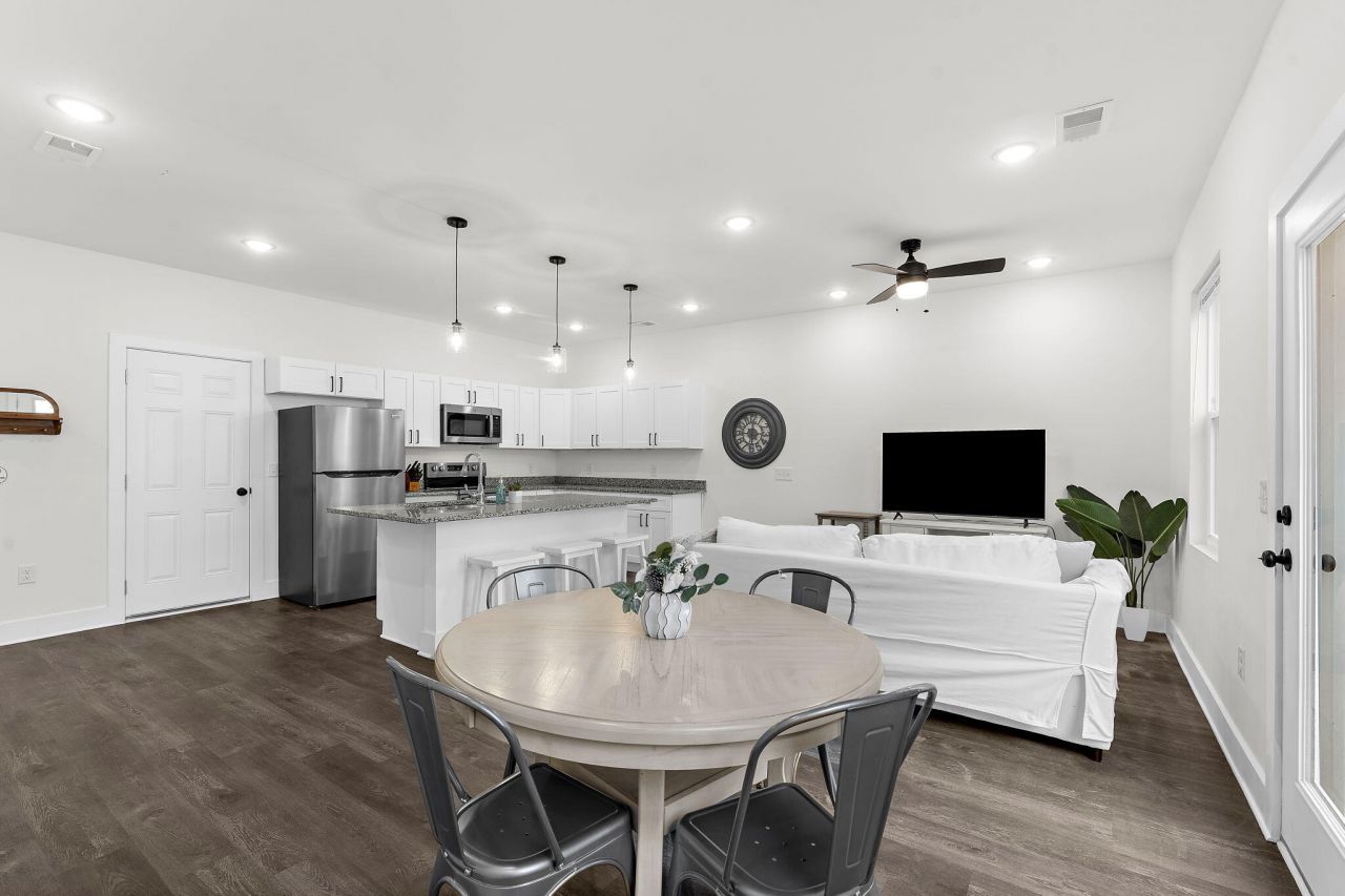 5742 Salvo Street Photo 16