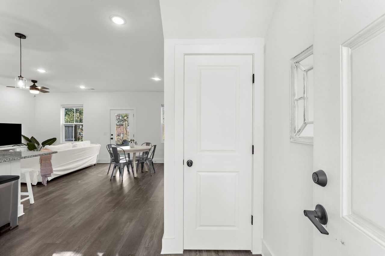 5742 Salvo Street Photo 5