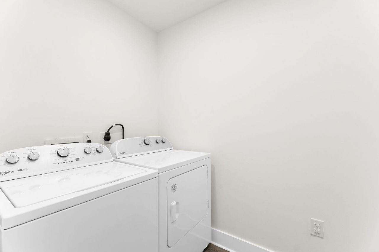 5742 Salvo Street Photo 32