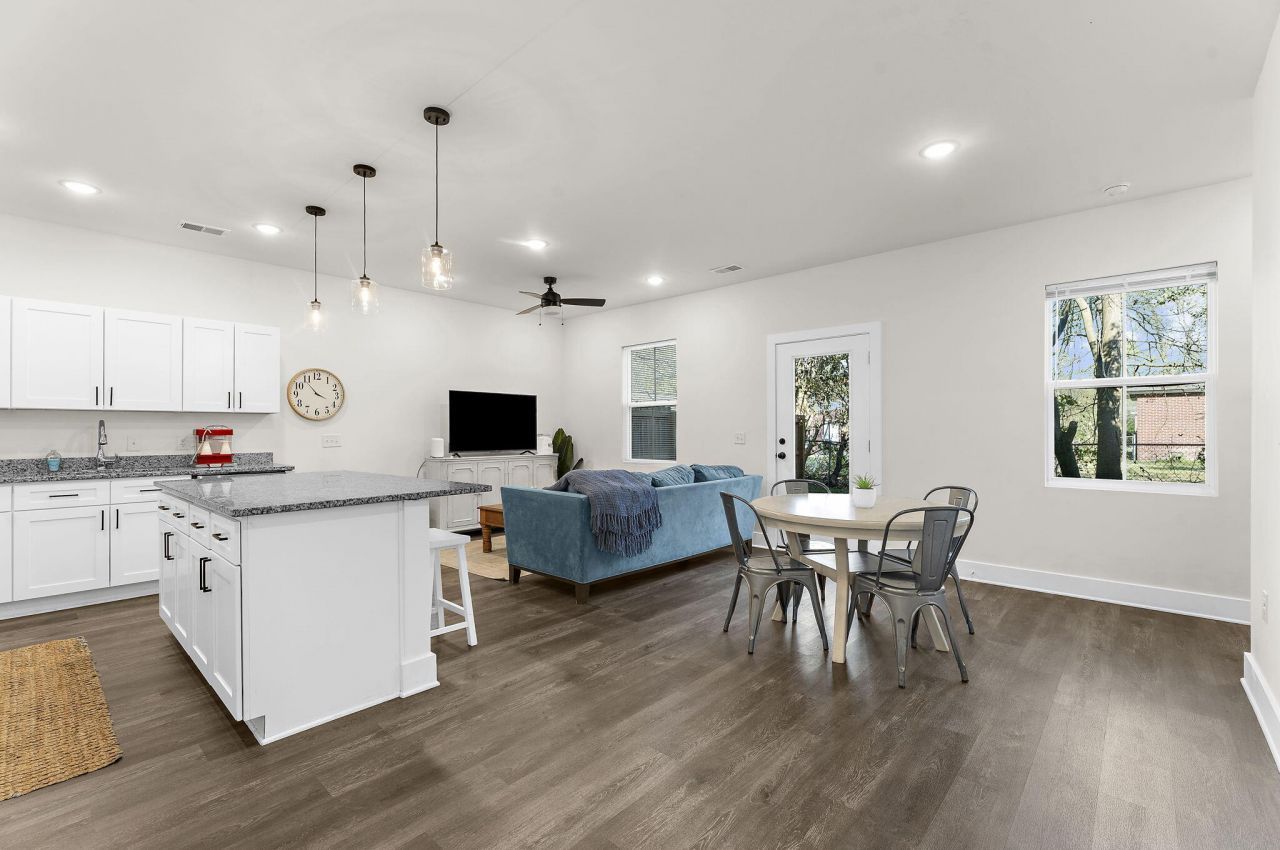 5742 Salvo Street Photo 5