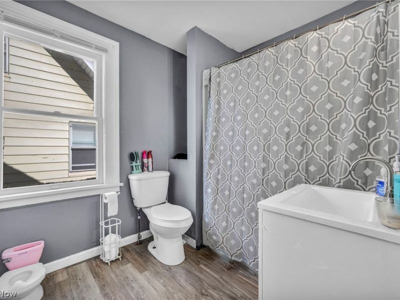 3427 E 121st Street , Cleveland, OH 44120 Photo 19