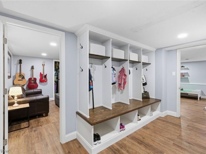 8678 Apple Hill Road, Chagrin Falls, OH 44023 Photo 15