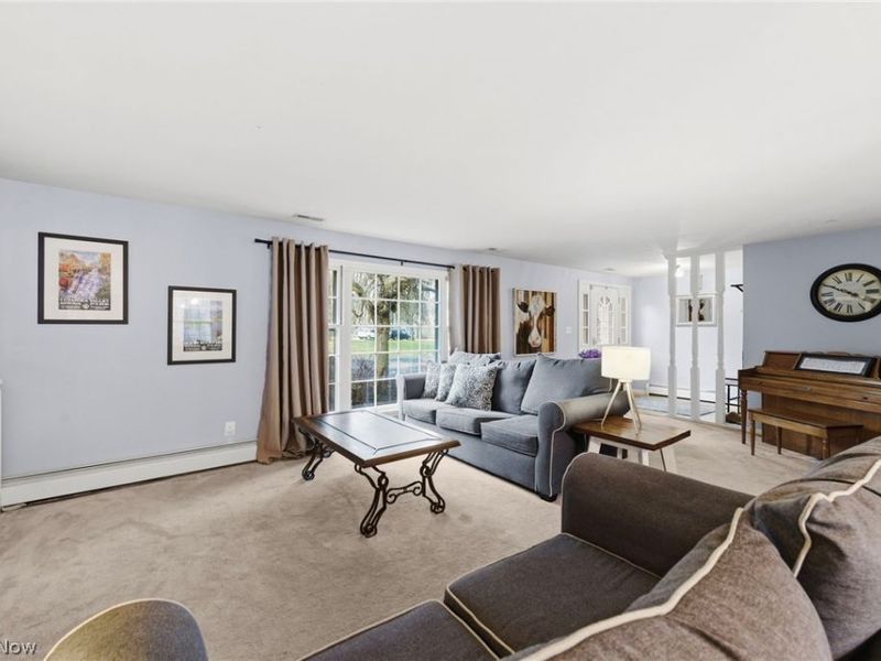 8678 Apple Hill Road, Chagrin Falls, OH 44023 Photo 3