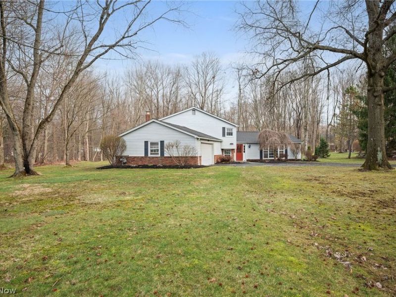 8678 Apple Hill Road, Chagrin Falls, OH 44023 Photo 32