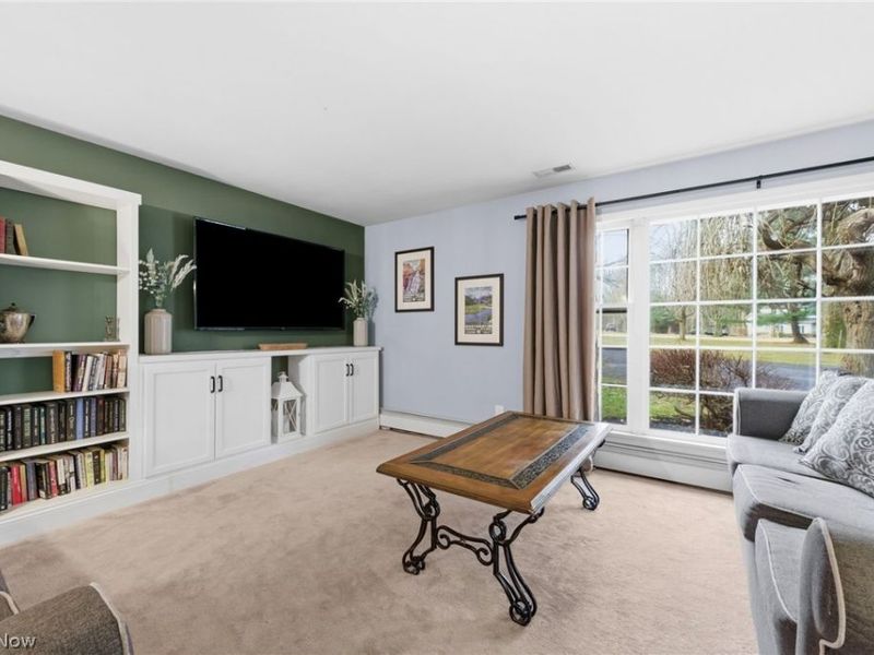 8678 Apple Hill Road, Chagrin Falls, OH 44023 Photo 5