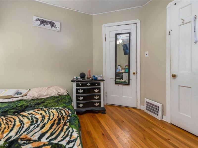 4480 W 57th Street , Cleveland, OH 44144 Photo 18