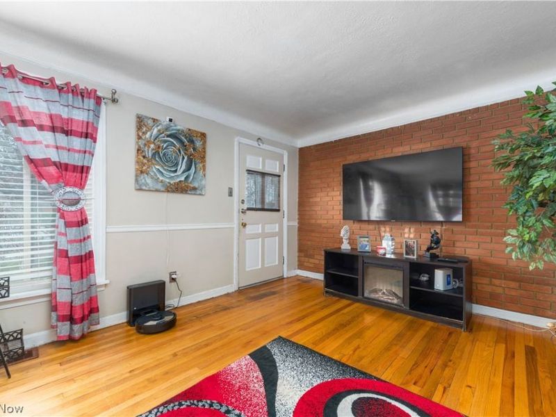 4480 W 57th Street , Cleveland, OH 44144 Photo 7