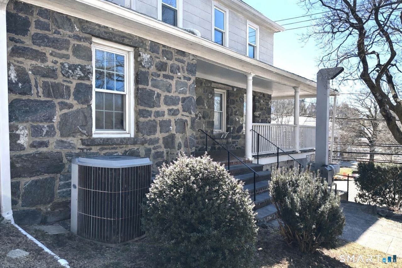 243 Glenville, Greenwich, CT 06831 Main Photo