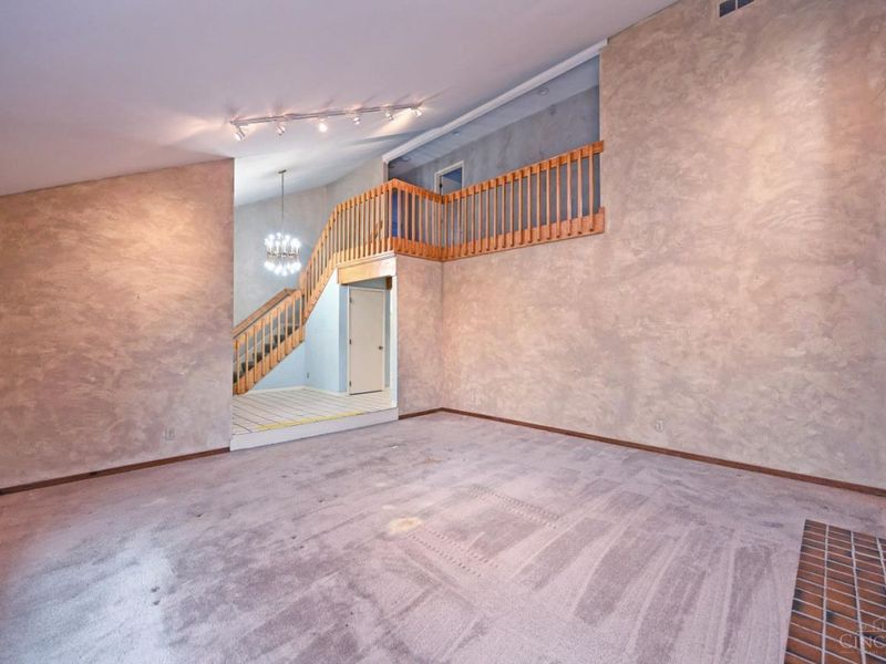 9031 Winthrop Drive, Sycamore Township, OH 45249 Photo 12