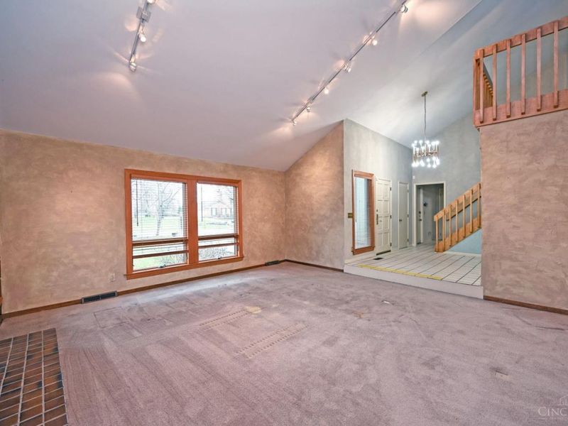 9031 Winthrop Drive, Sycamore Township, OH 45249 Photo 13