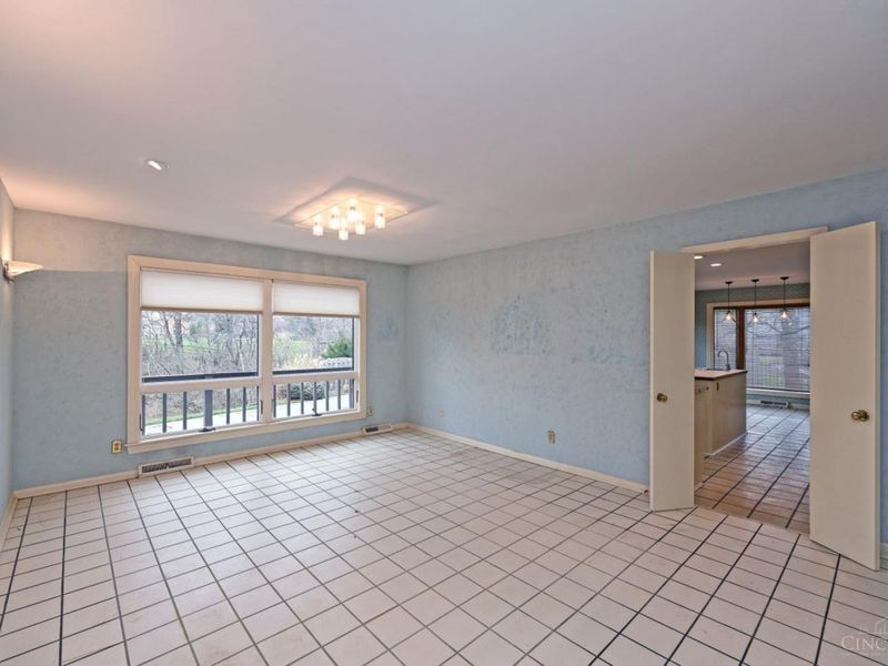 9031 Winthrop Drive, Sycamore Township, OH 45249 Photo 14