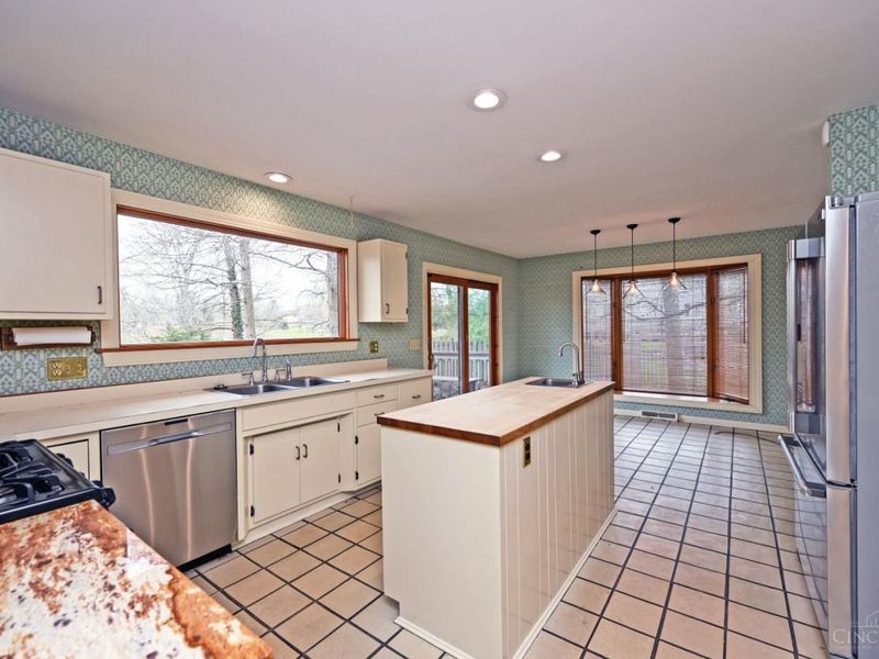 9031 Winthrop Drive, Sycamore Township, OH 45249 Photo 17