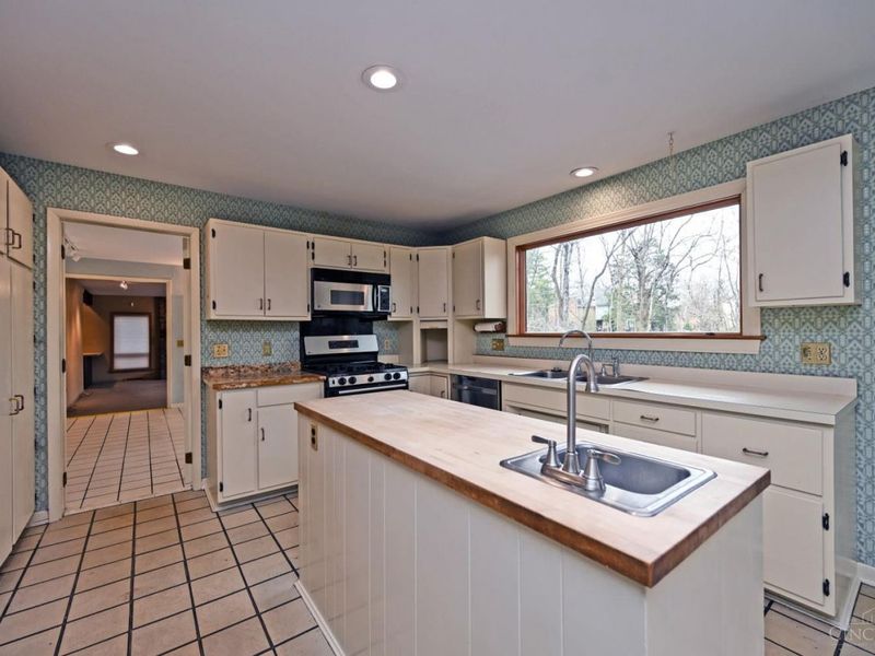 9031 Winthrop Drive, Sycamore Township, OH 45249 Photo 19