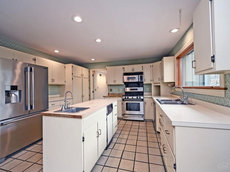 9031 Winthrop Drive, Sycamore Township, OH 45249 Photo 20