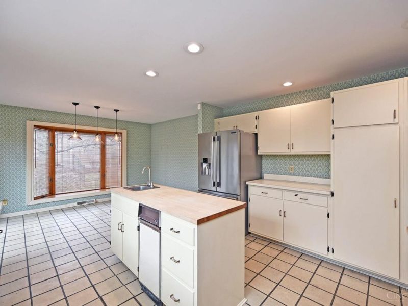 9031 Winthrop Drive, Sycamore Township, OH 45249 Photo 22